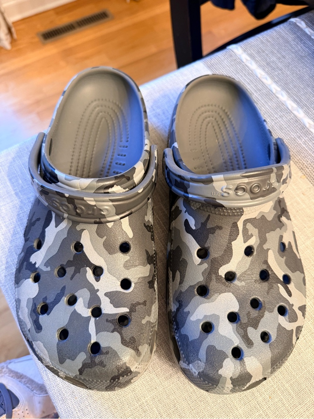 CROCS Camo—men’s 9 (women’s 11)